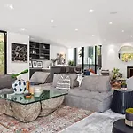 Mid Century Modern Villa In Trousdale With Tennis
