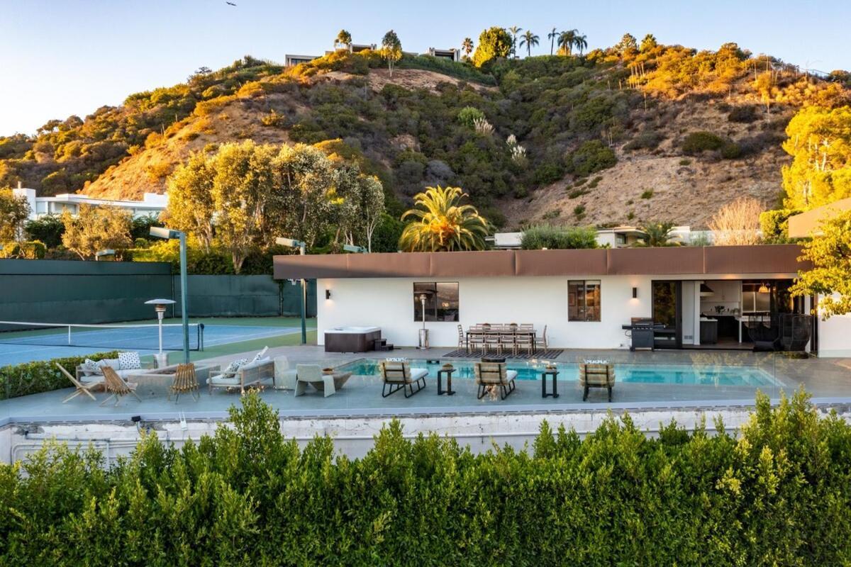 Ferienhaus Mid Century Modern In Trousdale With Tennis